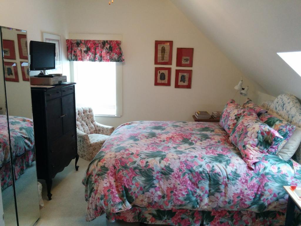 Fairmont House Bed & Breakfast Mahone Bay Exteriör bild